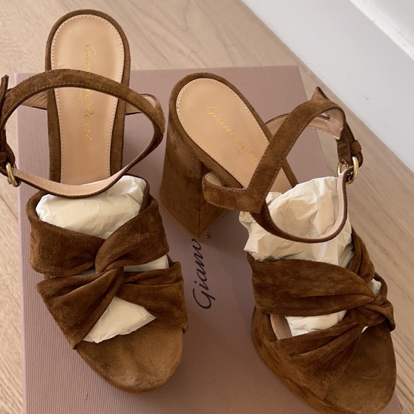 Giuseppe Zanotti Platform Sandals - Picture 4 of 9